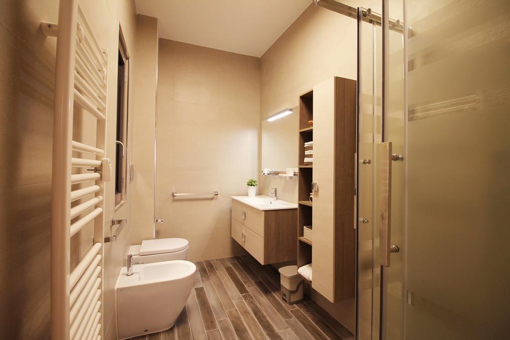 Appartement Eur Bright Spacious Terraced With Private Parking Only For Small Cars Rome